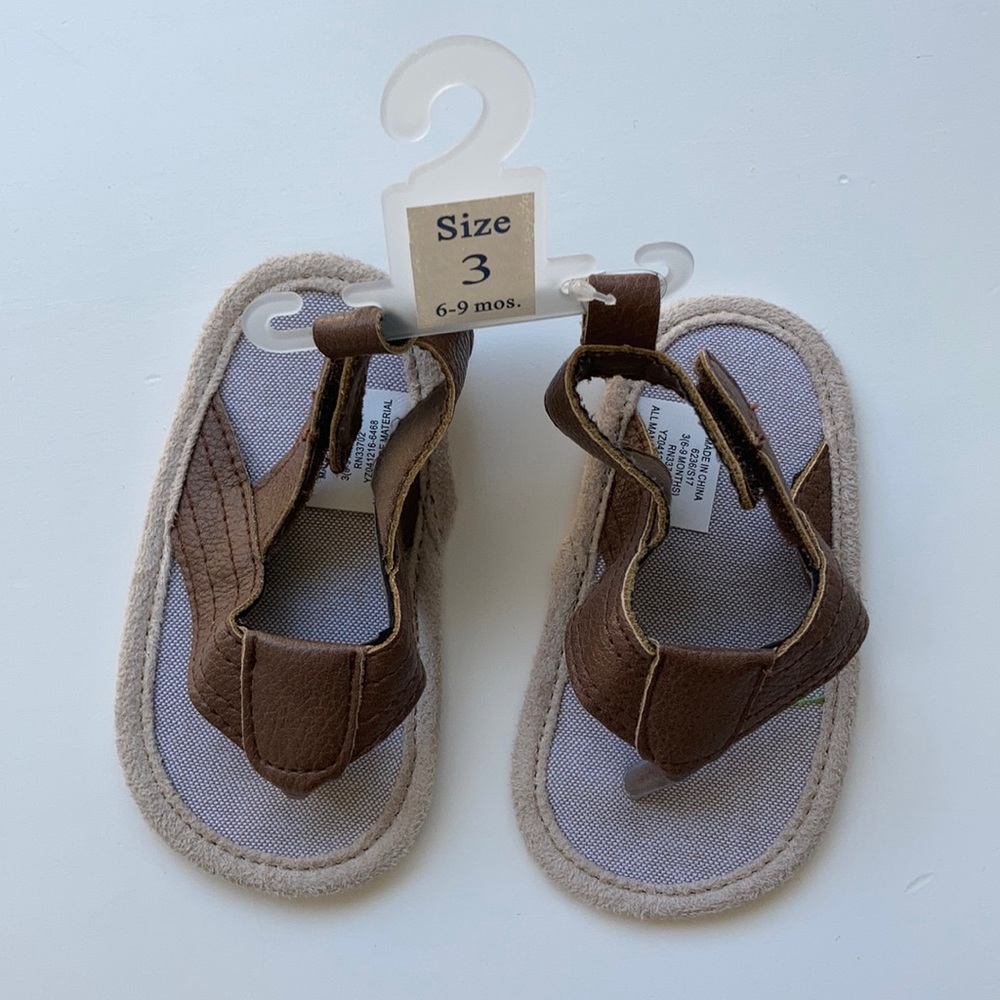 Baby flip flops 6-9 months NWT